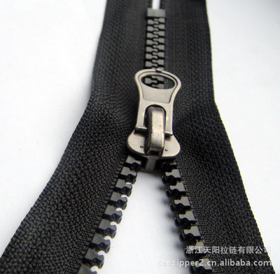 【8#優(yōu)質(zhì)環(huán)保樹脂拉鏈,開尾自鎖,款式新穎,支持支付寶線上交易】?jī)r(jià)格,廠家,圖片,拉鏈,浙江天陽拉鏈-
